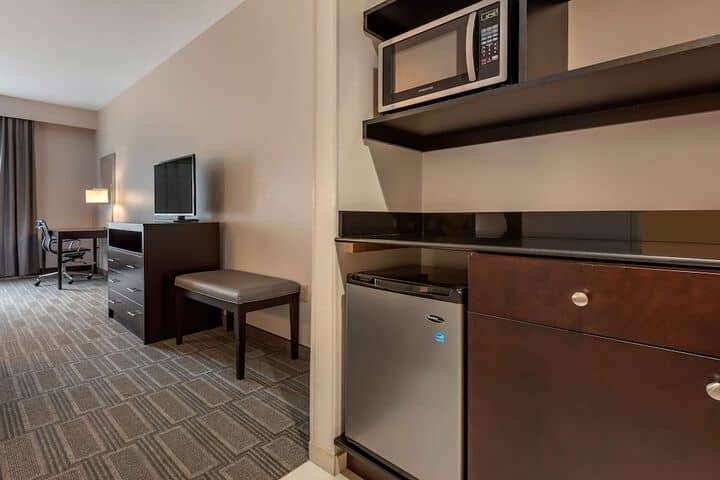 Room 11 of 47